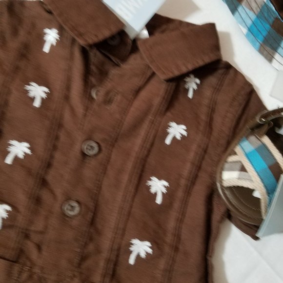 Gymboree Little Surfer Dude 0-3 Month 2 Rompers size 01 sandals & 3-6 month Hat - Picture 5 of 5